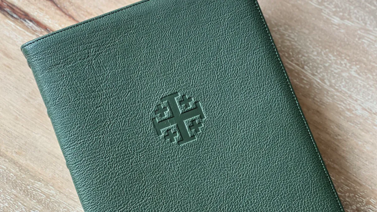 Feng Shui Wallet Color Power