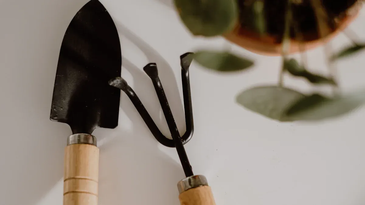 Ferramentas de mão superior para o jardim: fazendo da jardinagem uma brisa