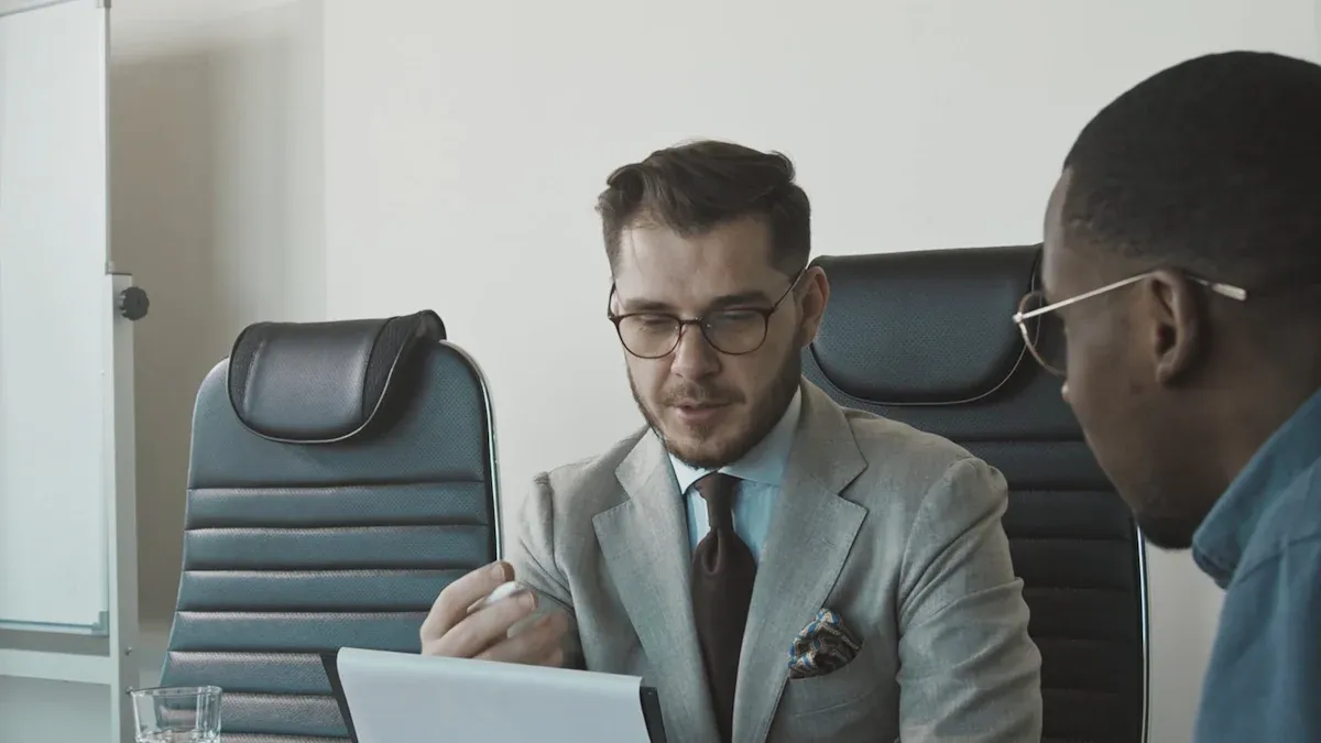 Top 10 Robinhood Customer Experience Interview Questions and Answers