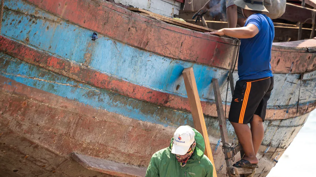 How Marine Resin and Regular Epoxy Perform in Boat Repairs 2025 Guide