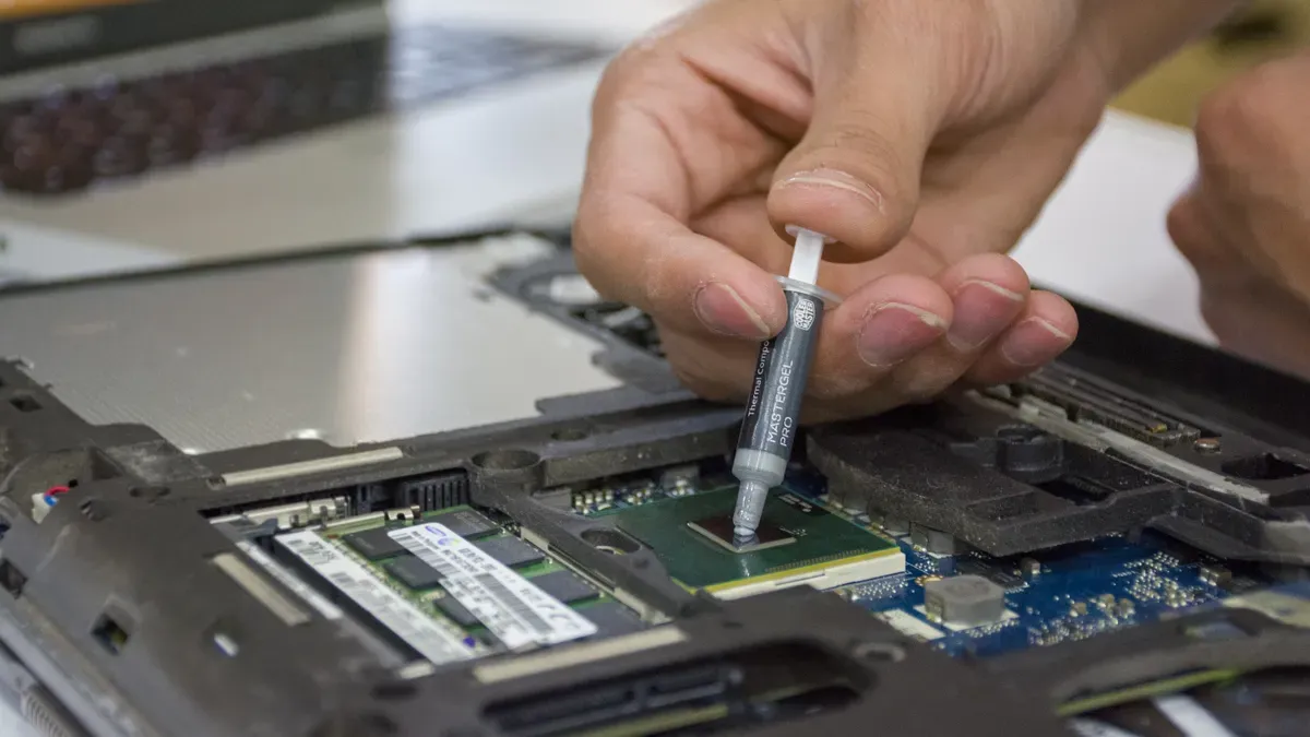 Installation: thermal pad vs thermal paste