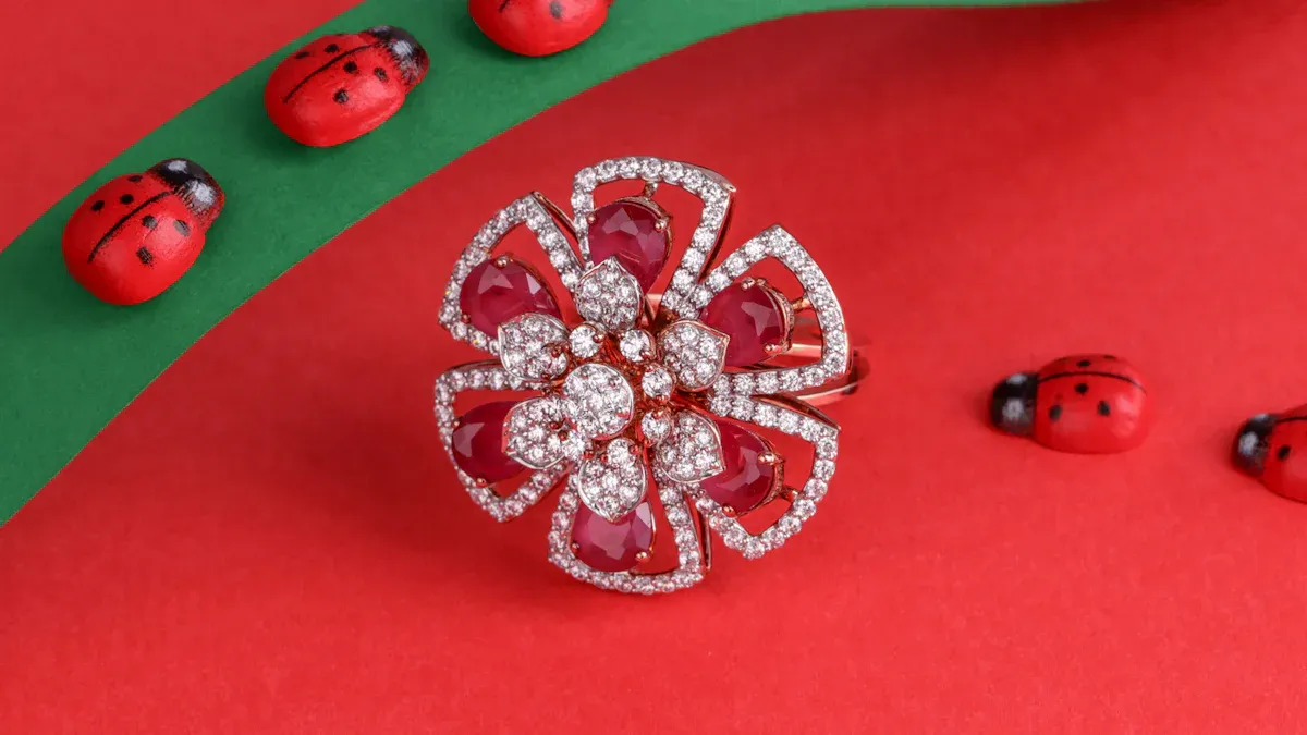 大人女性へのクリスマスギフトに最適!ロエベアナグラムブローチの魅力と選び方