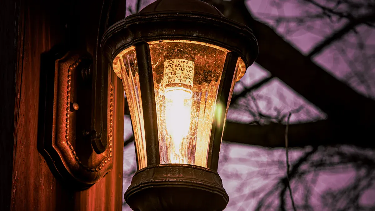 Different types of street lights and their applications