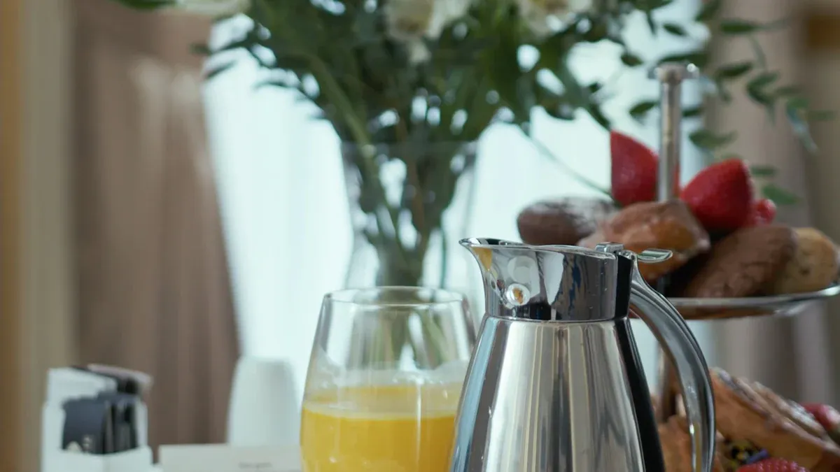 How to Keep Tablecloths Looking New