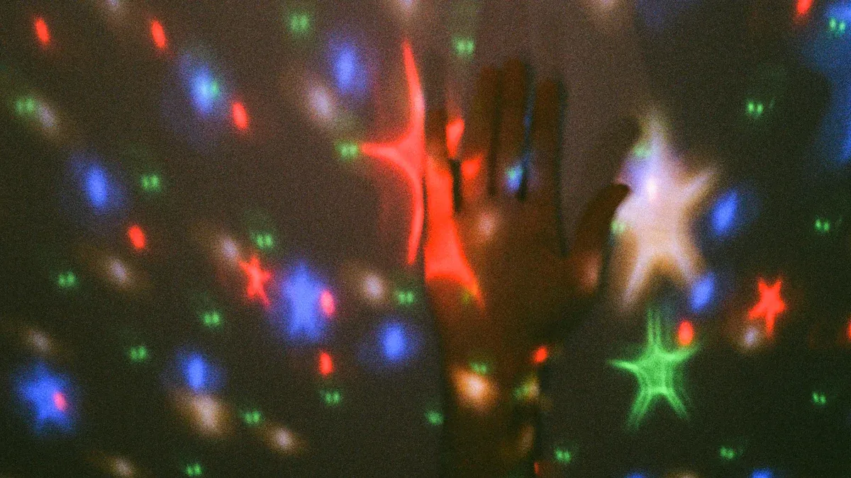 How Multi-Color Flashlights Create New Market Opportunities for Distributors