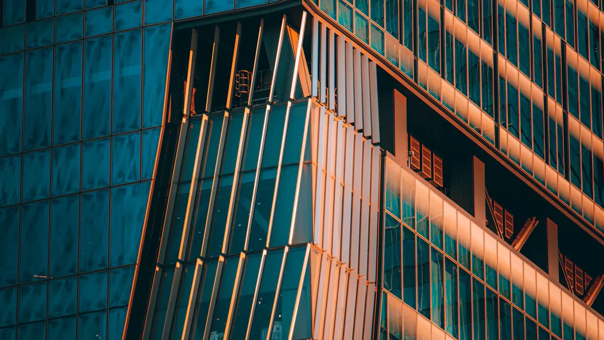 Benefits of Oversized Laminated Glass