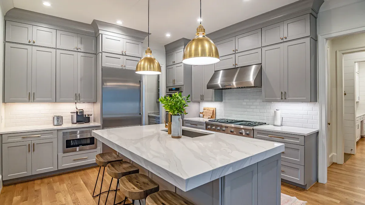 What Size Pendant Light Over Island Should You Choose