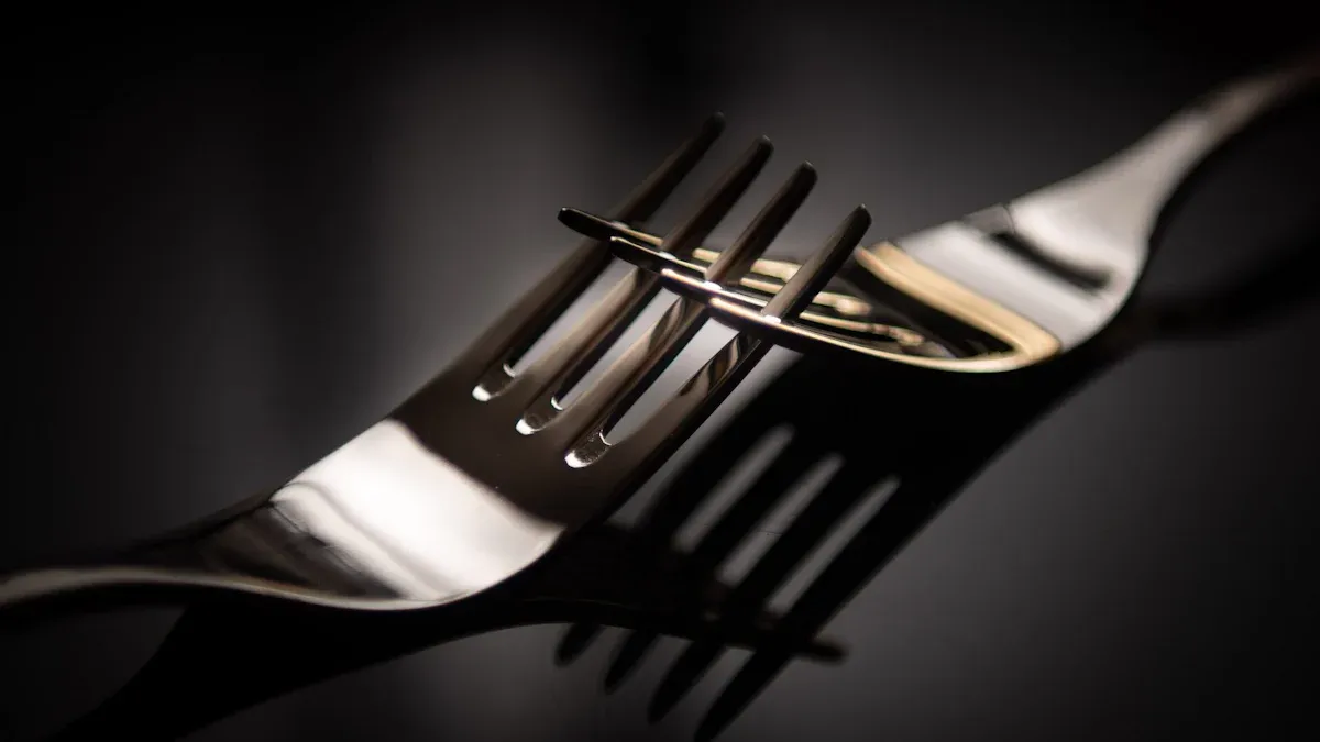 stainless steel cutlery