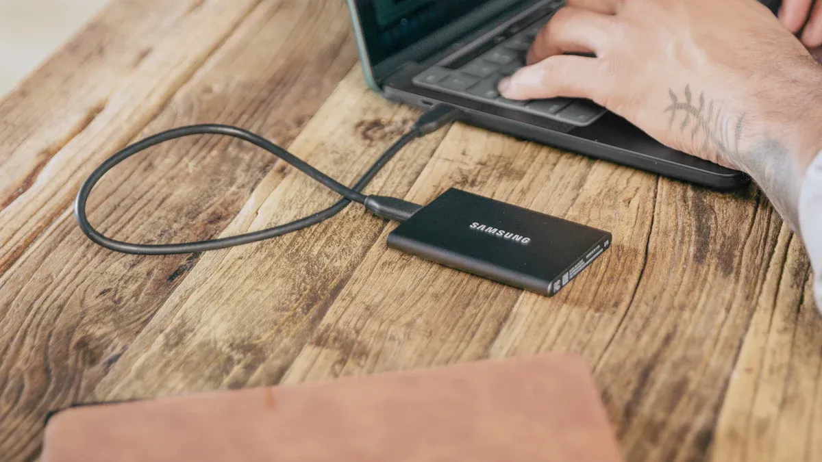 Portable monitor guide for work made easy