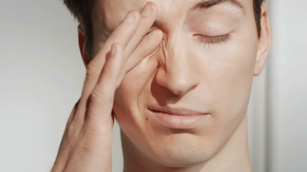 Why Eye Strain Happens