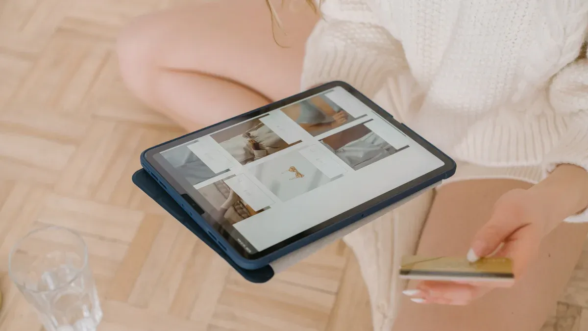 What You Need to Know Before Buying a Smart Home Display