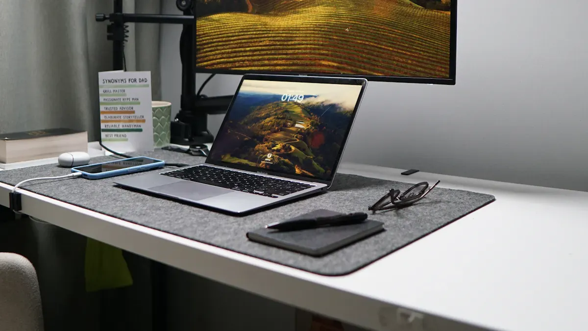 Key features of the best portable monitor