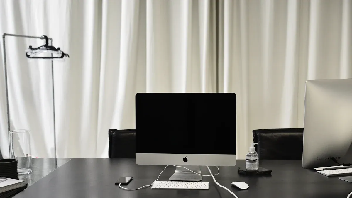 Clutter-Free Setup and Easy Connection