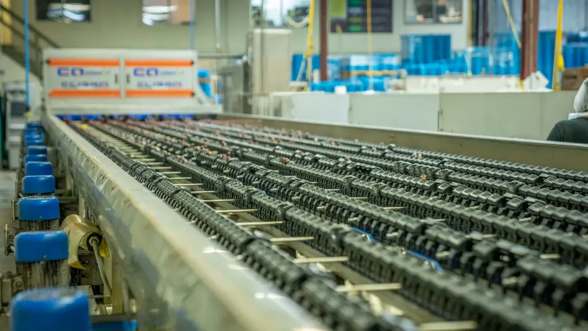 How to assemble apron conveyor chains for maximum efficiency