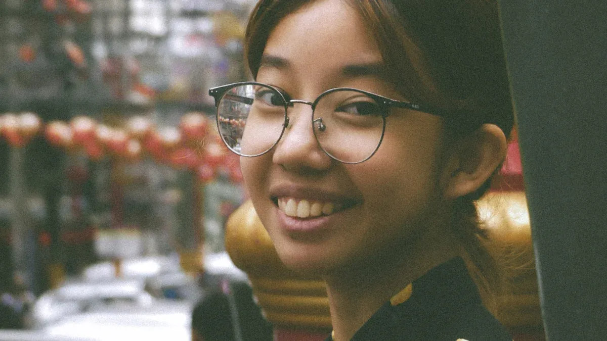 Diverse Offerings by Flashlight Manufacturers in China