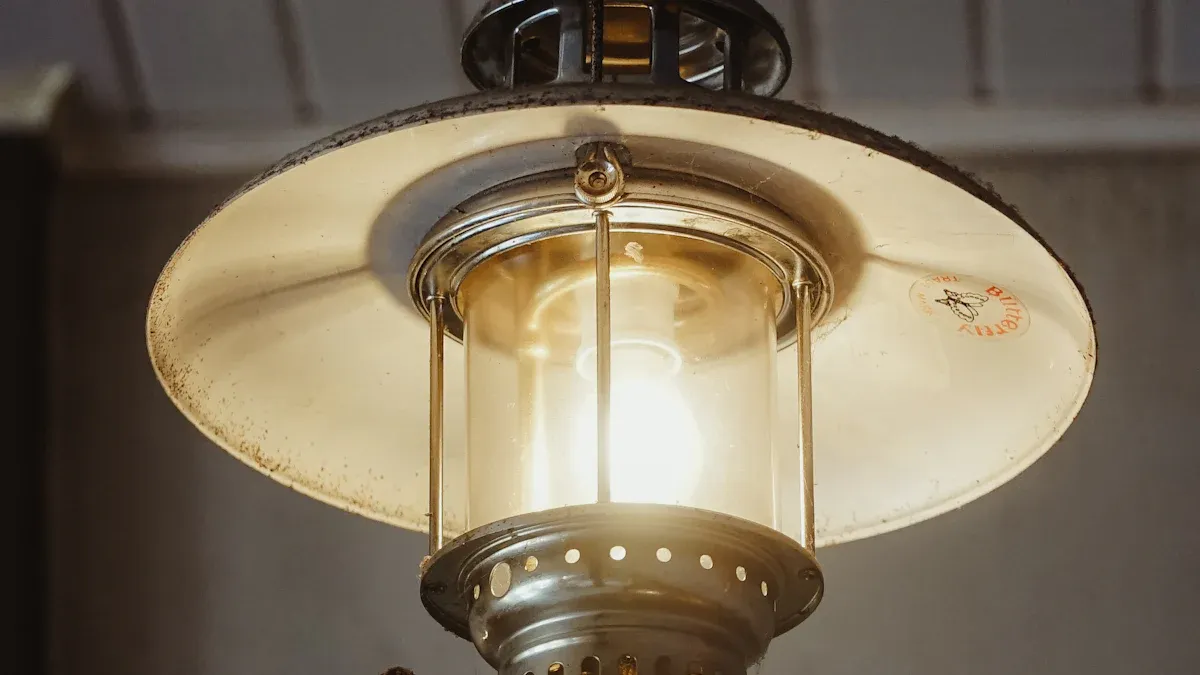 Die beliebtesten Vintage Lampen-Trends 2025