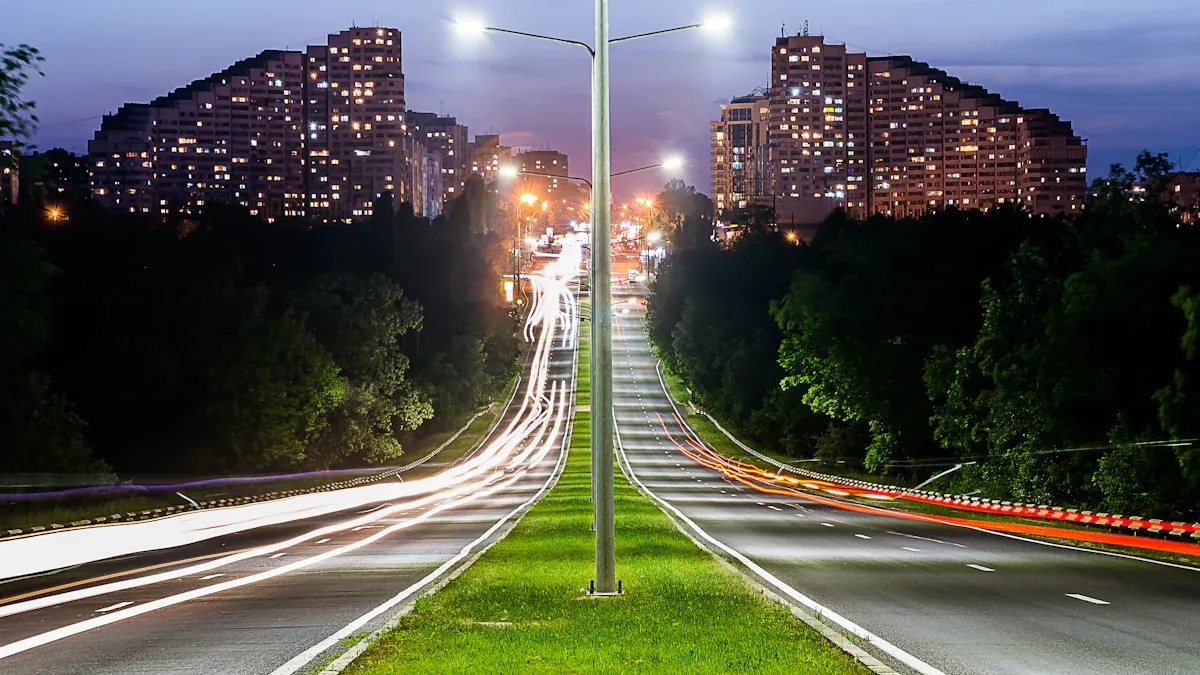 Single-arm street lamp poles vs. double-arm street lamp poles: Comparison of Lighting effects