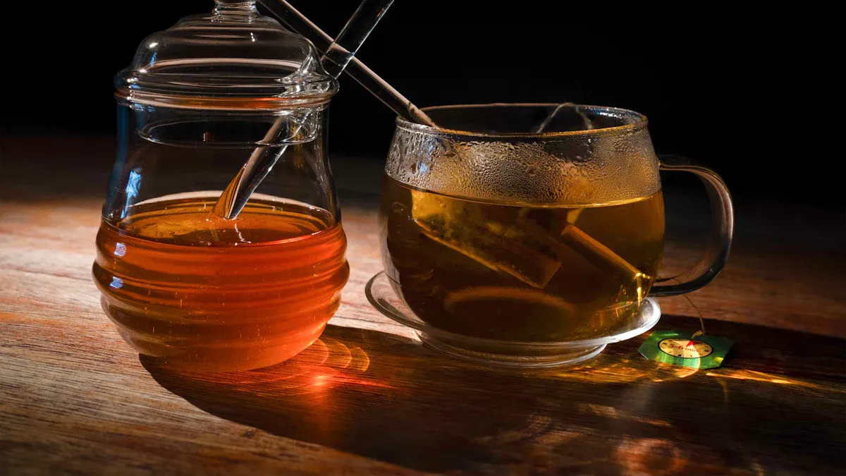 How Herbal Honey Formulas Support Men’s Daily Performance Naturally