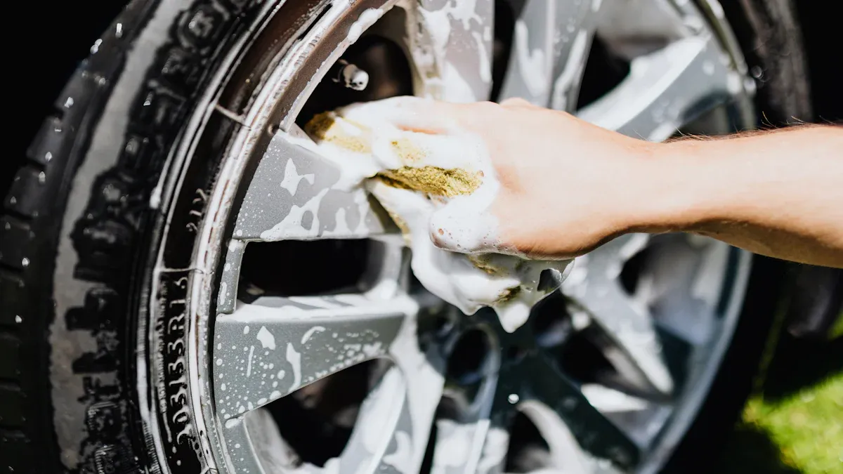 A Complete Guide to Selecting Aluminum Polishing Paste for Automotive Detailing