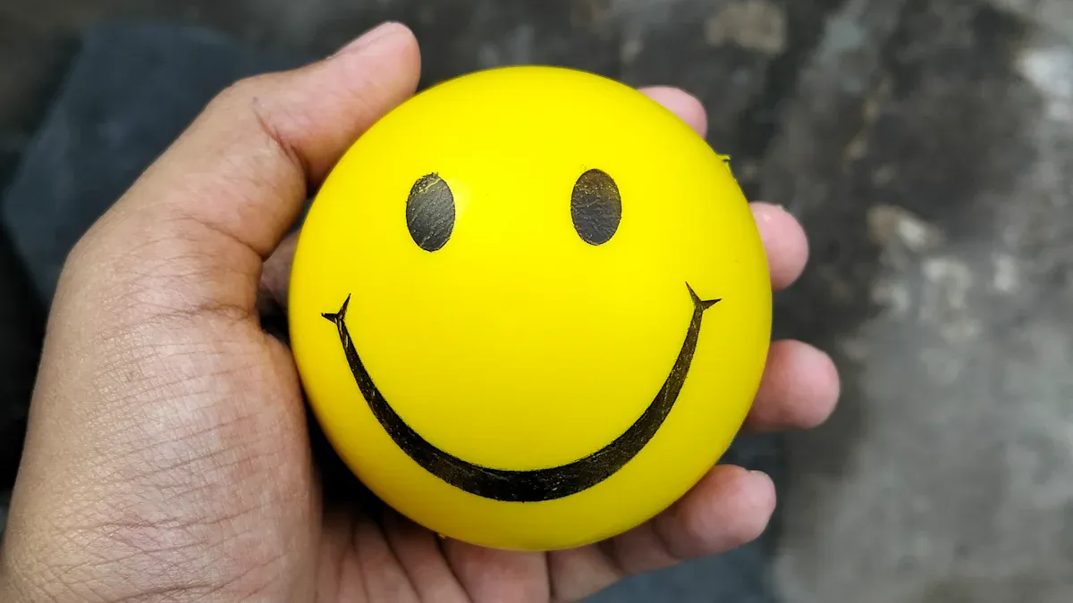 Sensory calming toys that make kids smile