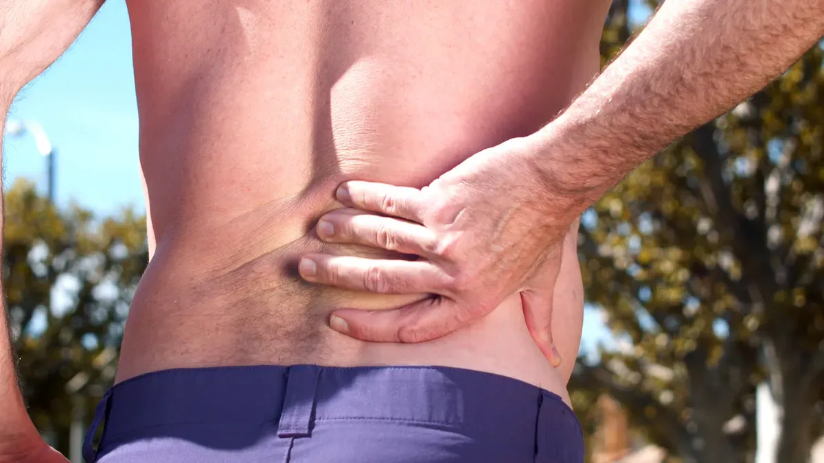 Symptoms and Severity of Herniated vs Bulging Disc