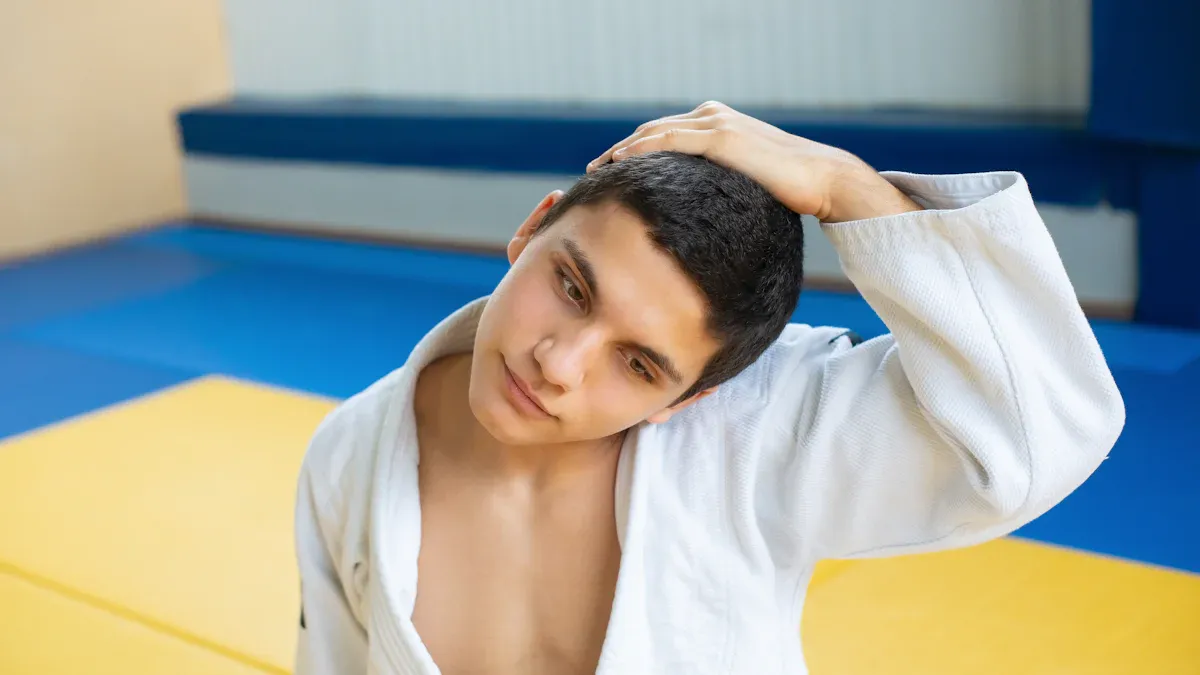 Neck Positioning and Traction Technique