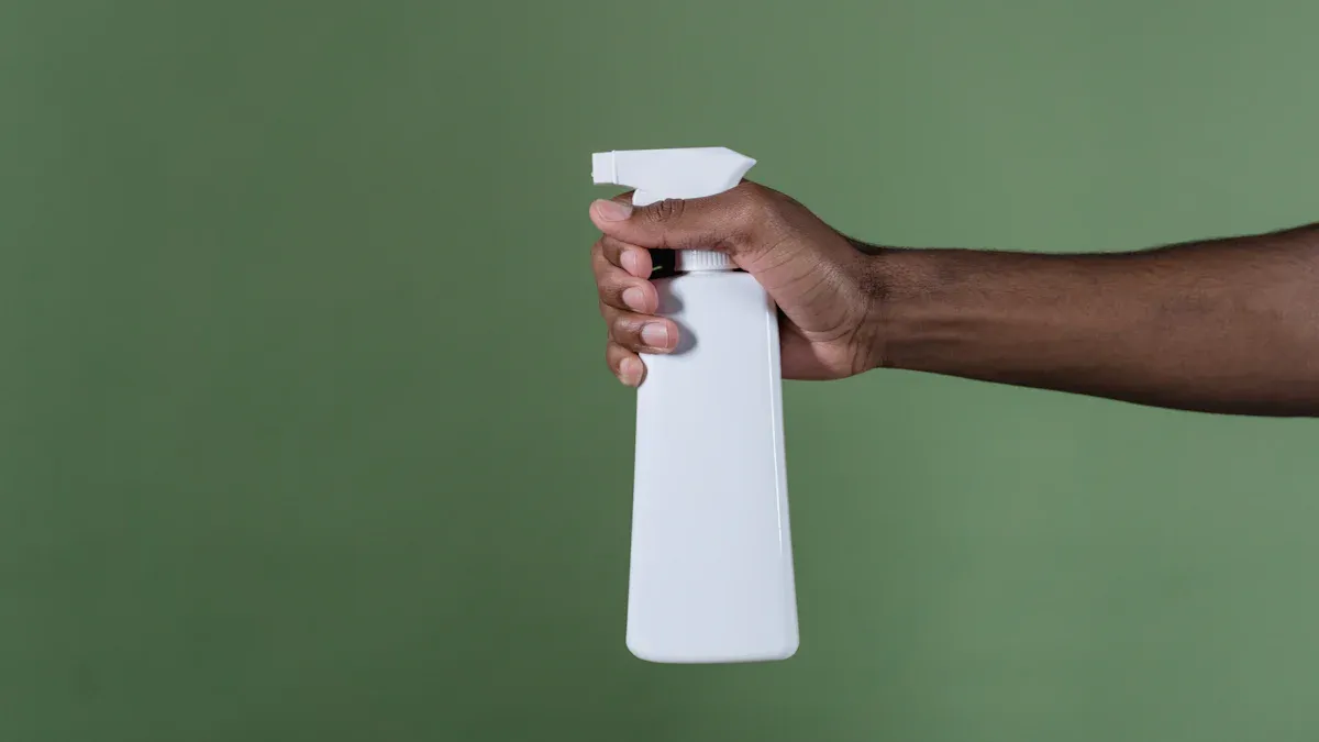 Key Features of Ergonomic Cosmetic Bottles