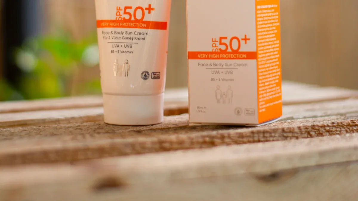 Quick Comparison of Sunscreen Spray Bottle Types