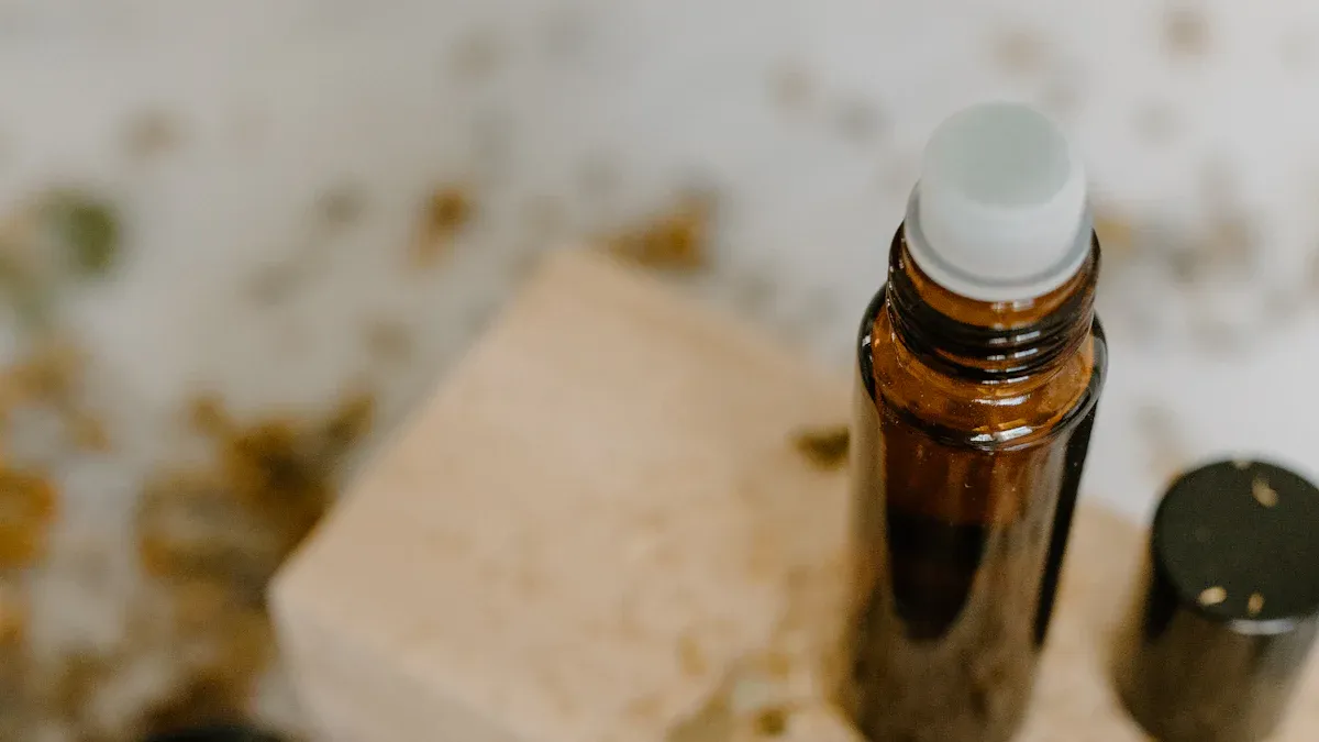 Roll-on glass bottle: Quality and Application