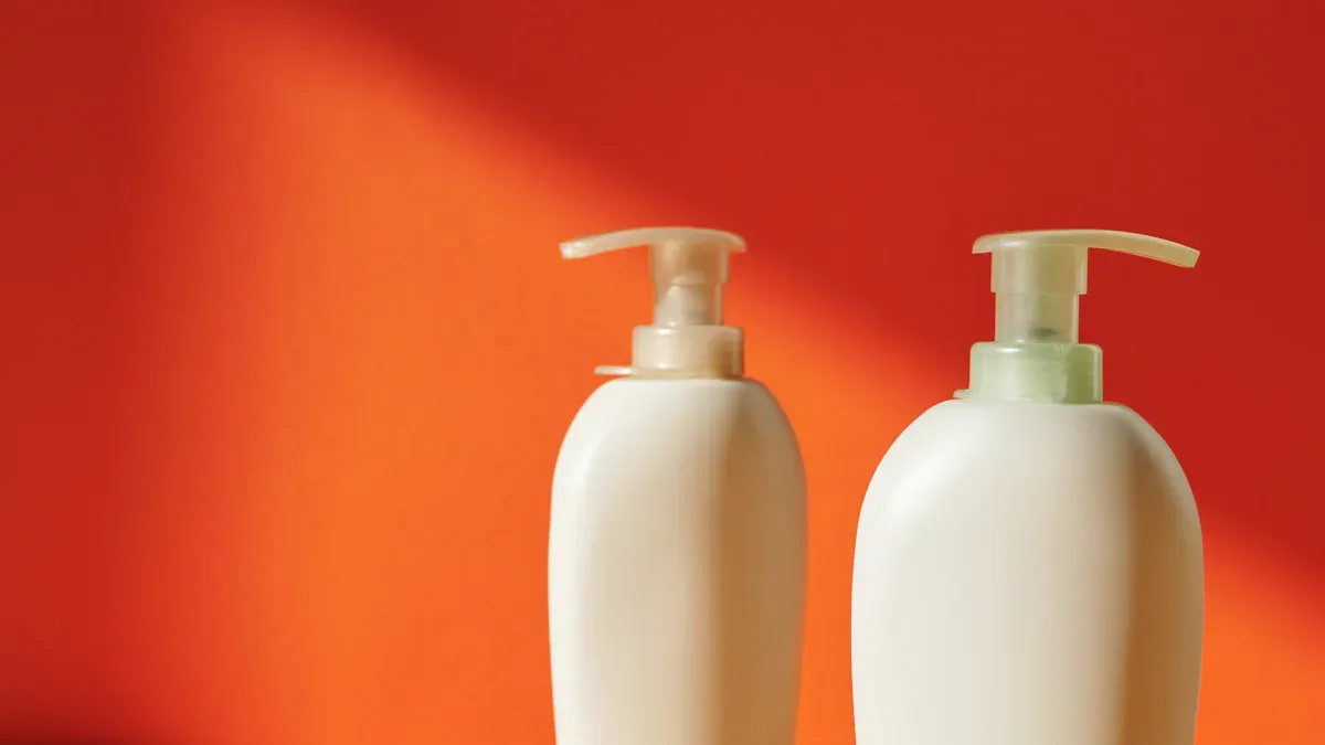 How to prevent contamination in a lotion jar