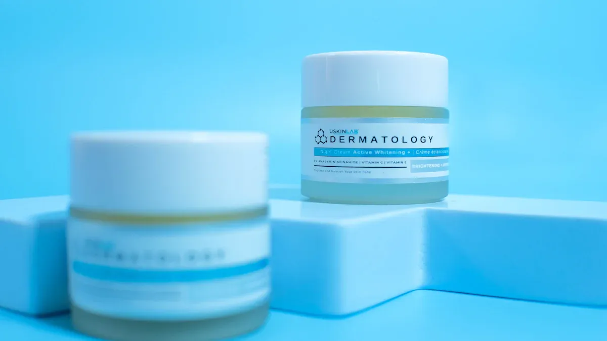 How to choose a custom cream jar for your brand