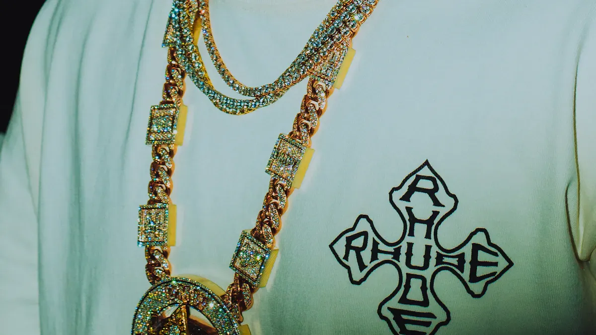 Lauren Rubinski: Bold Chains in Designer Jewelry