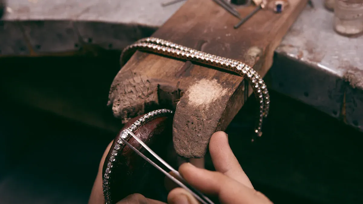 What Defines a Jewelry Manufacturer You Can Trust for Decades