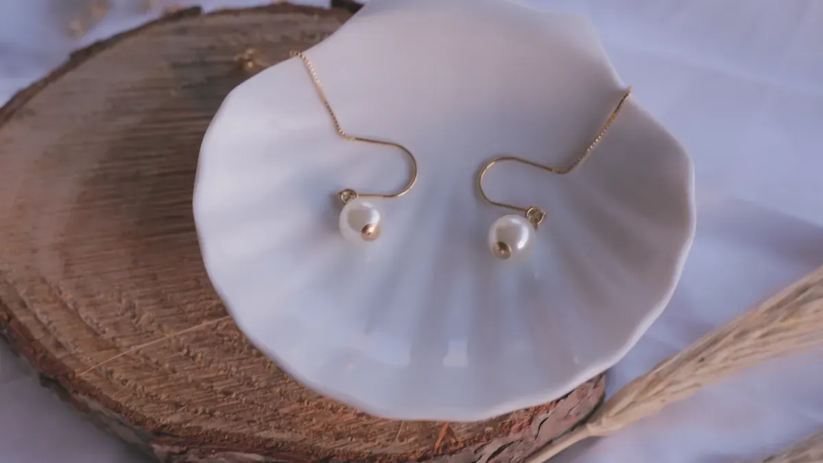 10 Custom Baroque Pearl Earring and Ring Makers for Unique Designs