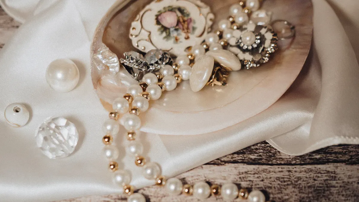 Popular Designs in Handmade Mother of Pearl Jewelry