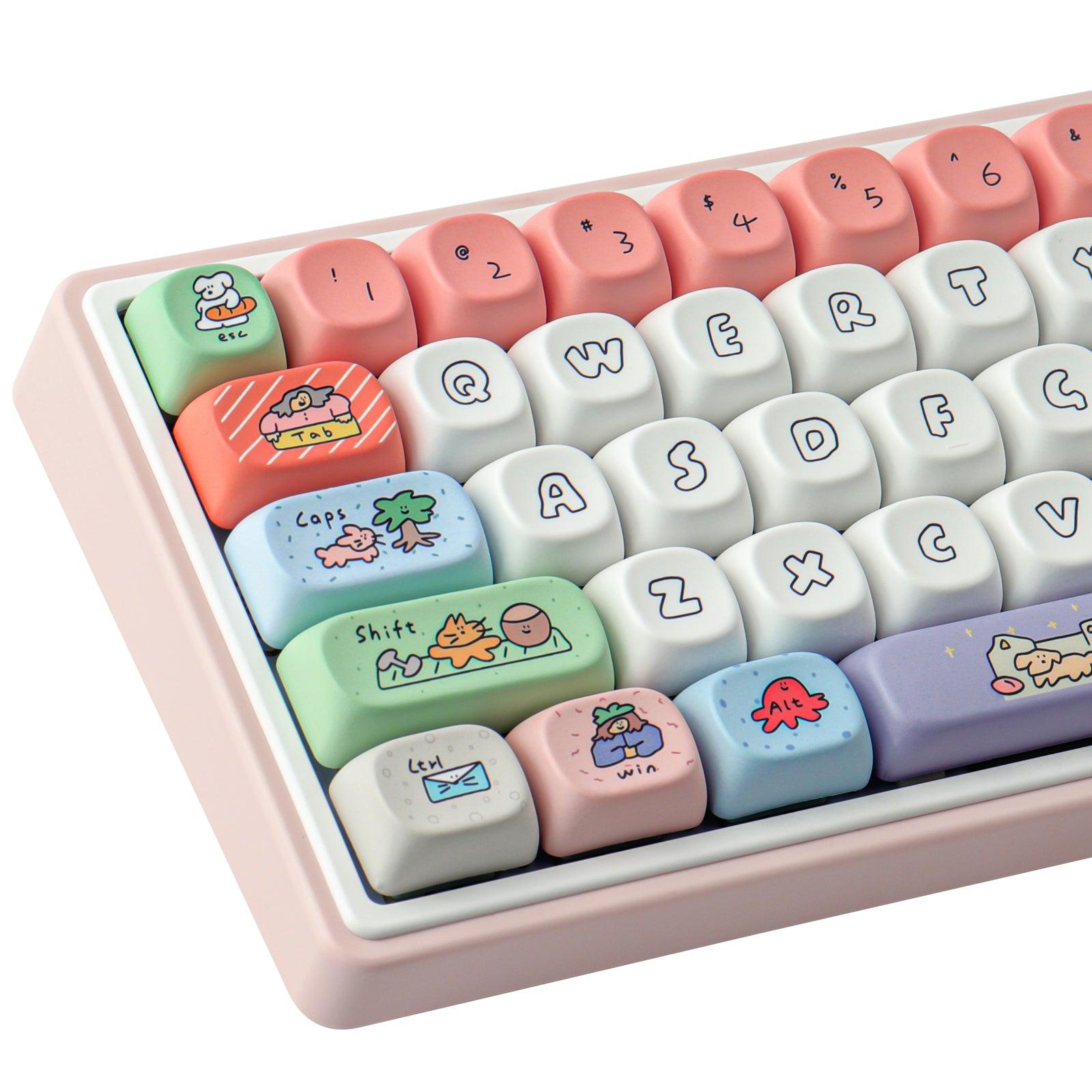 Smiley Face MOA Keycaps and RK R65 Mechanical Keyboard Hands-On Review