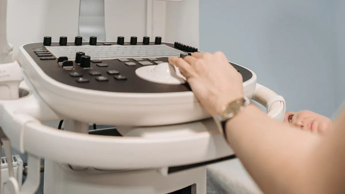 Technical Aspects of Commercial HIFU Machines