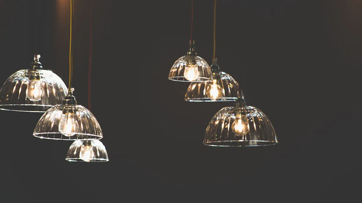 Modern pendelleuchte esstisch: Stilvolle Beleuchtungsl&ouml;sungen