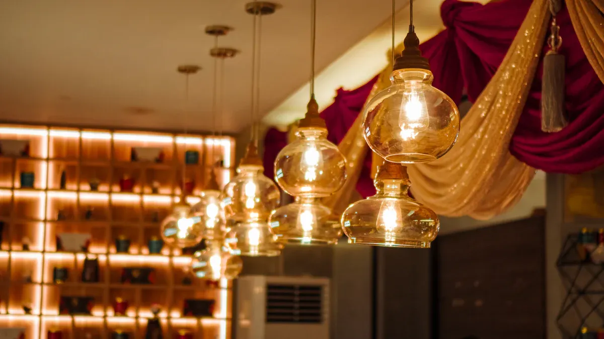 A Complete Guide to Selecting Gold Pendant Lights for Your Space