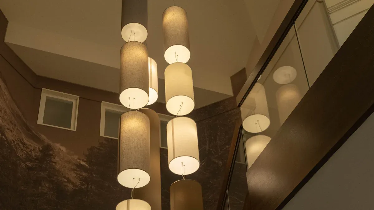 Technologische Trends bei höhenverstellbaren Pendelleuchten im Jahr 2025