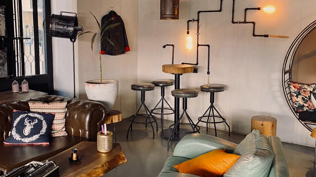 Design Tips for Decorating with Industrial Pendant Lighting