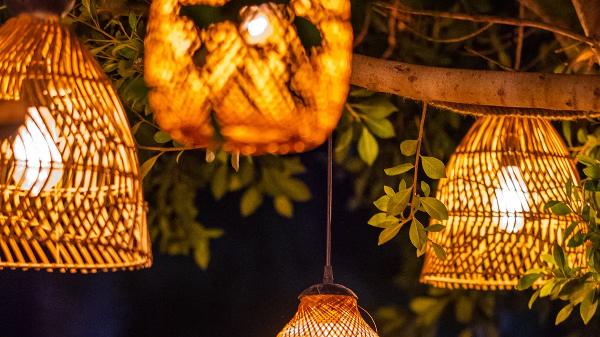 Stylish and Functional Outdoor Pendant Lights Reviewed