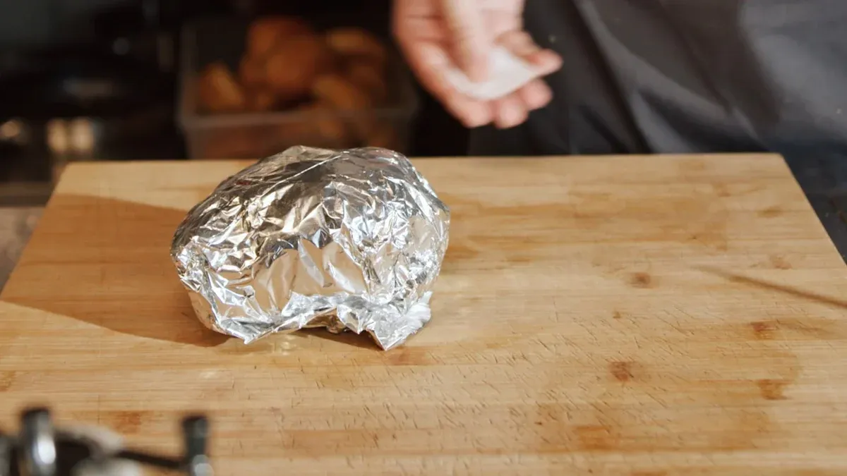 10 Common Mistakes to Avoid When You Bake on Aluminum Foil