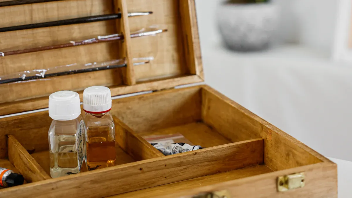 Discover Acrylic Trays