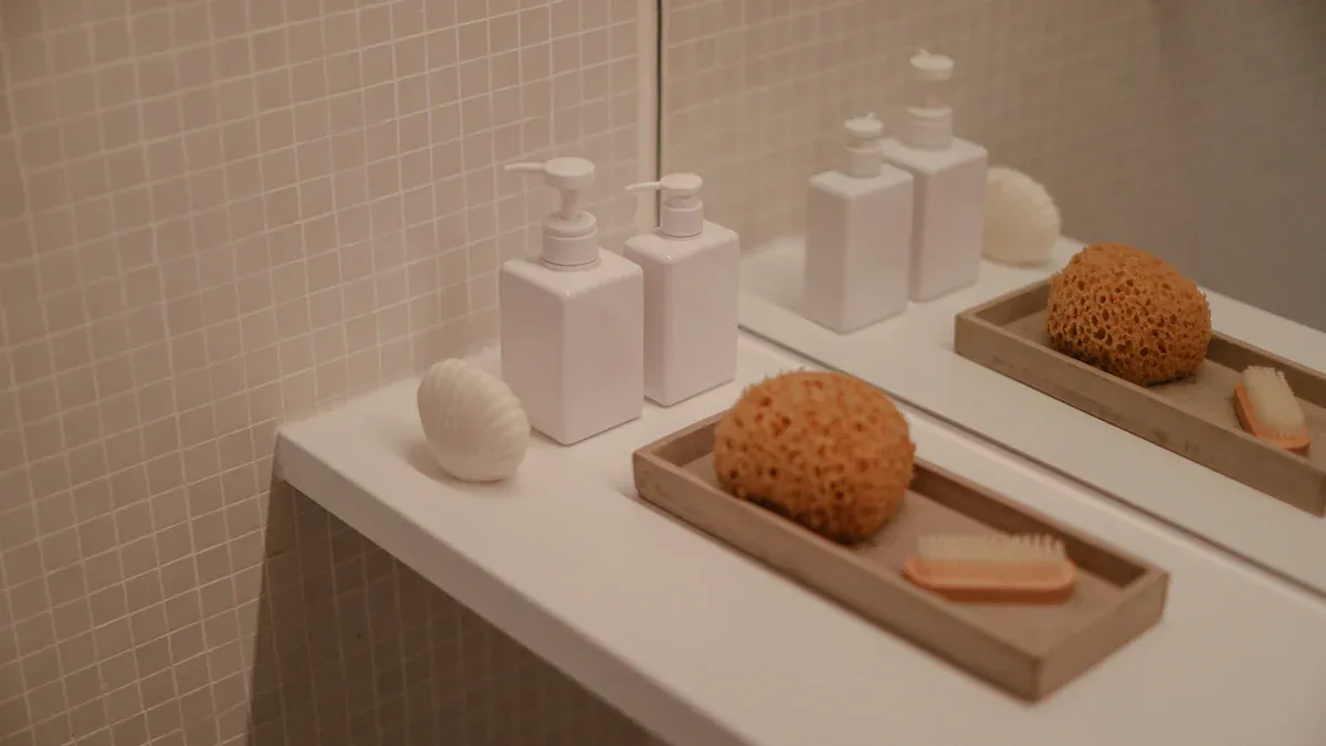 White Acrylic Trays Selection and Cleaning Guide