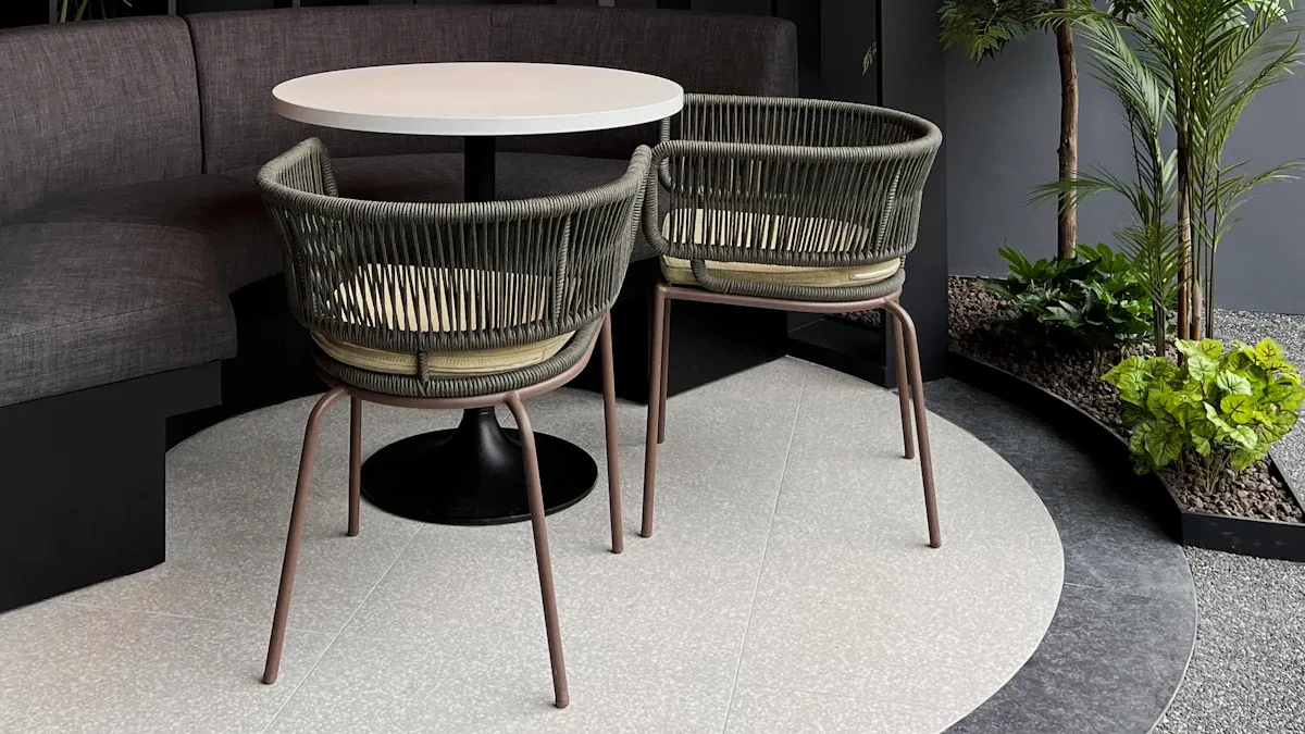 How to Create Conversation Areas with Round Acrylic Coffee Tables