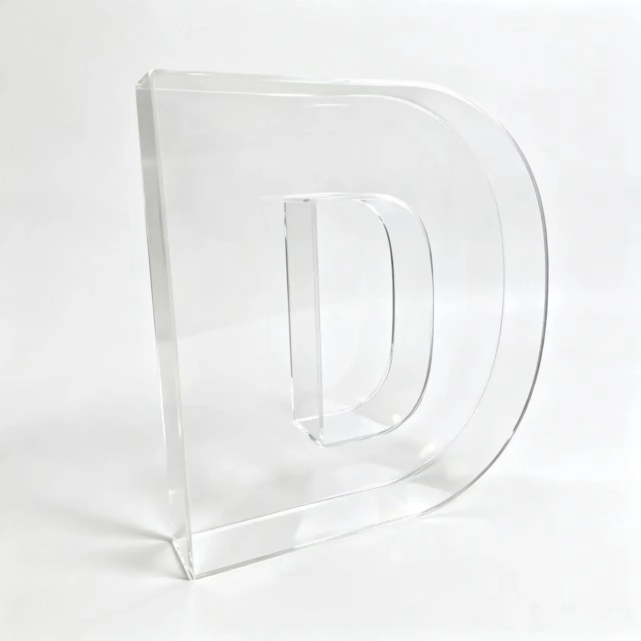 Key Features of Custom Acrylic Letter Trays