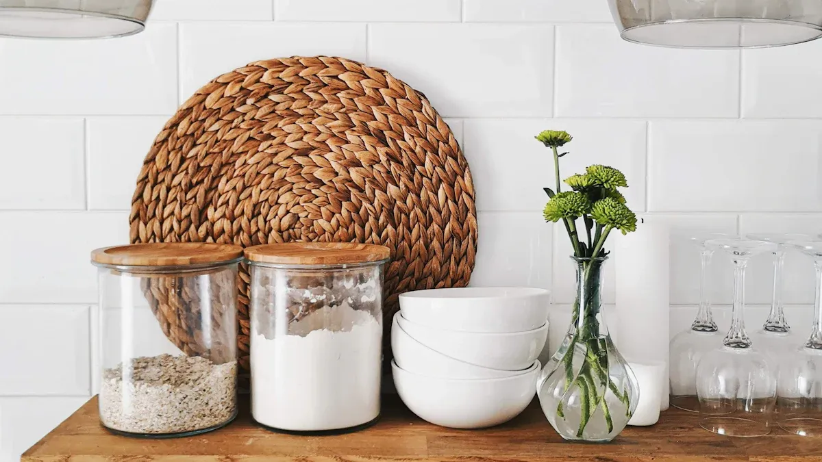 10 Must-Have Acrylic Shelves for Stylish Homes This year