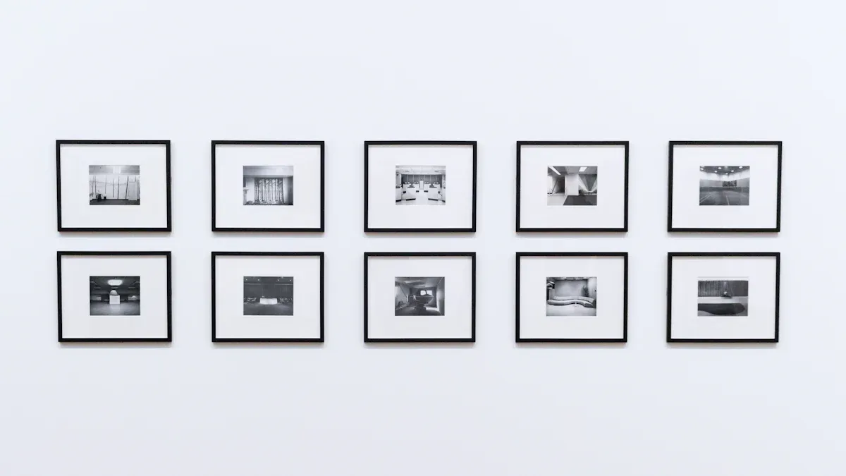 Acrylic frames: quick comparison