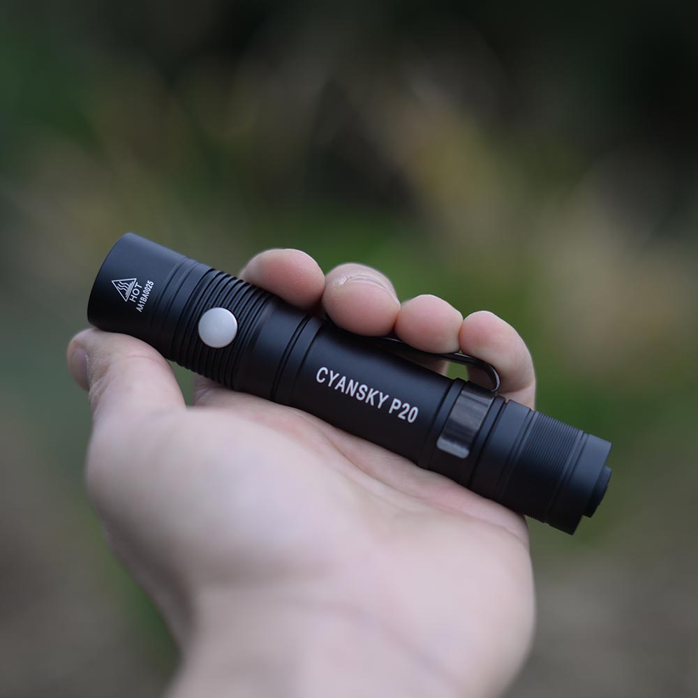 Best Tactical Flashlights for Everyday Carry